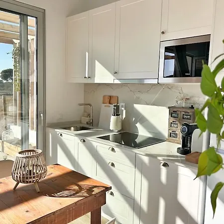 Meco Private Pool Full Of Grace